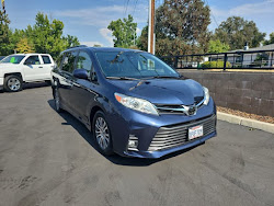 2019 Toyota Sienna XLE
