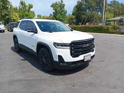 2022 GMC Acadia SLE